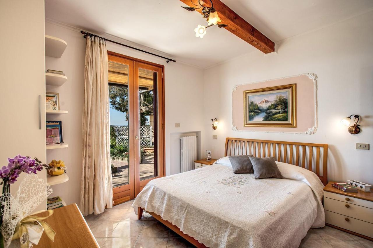 Il Pioppo - Country House Sea View มัสซาลูเบรนเซ ภายนอก รูปภาพ